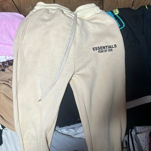 Essential swearpants